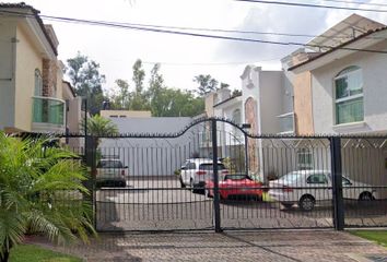 Casa en condominio en  Av Faro 2851, Bosques De La Victoria, 44540 Guadalajara, Jal., México