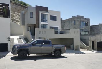 Casa en fraccionamiento en  Lomas Del Sauzal, Ensenada