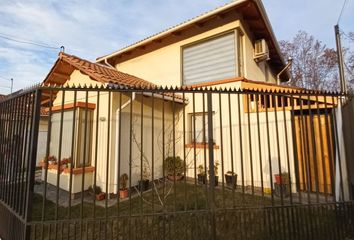 Casa en  Villa Santa María De Triana, Rancagua, Chile