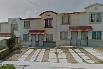 Casa en fraccionamiento en  Almeria 13, Manzana 006mz 006, 54693 Urbi Villa Del Rey, Méx., México