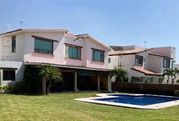 Casa en fraccionamiento en  Lomas De Cocoyoc, Morelos, México