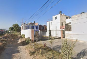 Casa en condominio en  Privada 2 A Oriente, Los Cipreses, Puebla De Zaragoza, Puebla, México