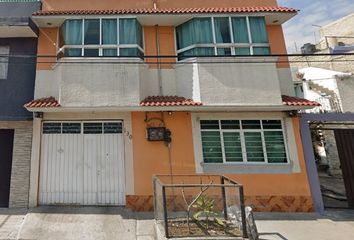 Casa en  Calle 17, Las Aguilas, Nezahualcóyotl, Estado De México, México