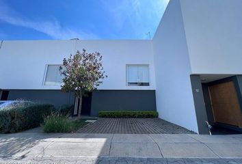 Casa en  El Suspiro, Santa Fé, Juriquilla, Querétaro, México