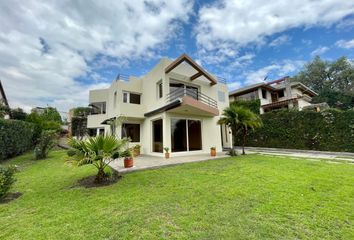 Casa en  Francisco De Orellana, Cumbayá, Quito, Ecuador