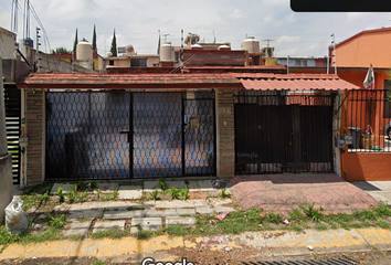 Casa en  De Los Trigales 77, Mz 022, Villas De La Hacienda, Ciudad López Mateos, Estado De México, México