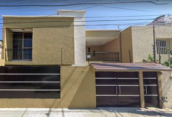 Casa en  Calle José María Velasco 5, Los Alcanfores, Santiago De Querétaro, Querétaro, México