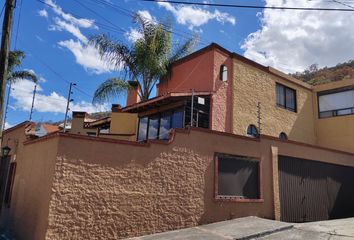 Casa en  Hanicua, Bosque Camelinas, Morelia, Michoacán, México