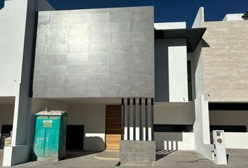 Casa en  Prolongación Calzada De Guadalupe, San Luis Potosí, México