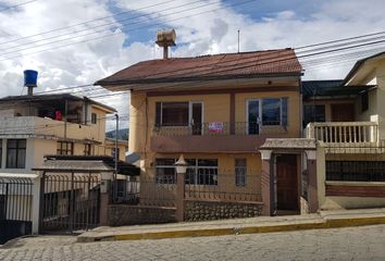 Casa en  Calle Ignacio De Vintimilla, Azogues, Ecuador