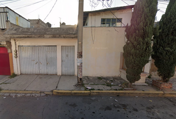Casa en  Guadalupe Victoria, Loma Bonita, Ciudad Nezahualcóyotl, Estado De México, México
