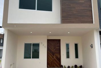 Casa en condominio en  Vitana Residencial, Altavista Poniente, Zapopan, Jalisco, México