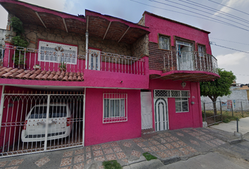 Casa en  Calle Jorge Cázares Campos 24, Lomas De Tlaquepaque, San Pedro Tlaquepaque, Jalisco, México