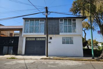 Casa en  Felipe Berriozabal, Emiliano Zapata, Toluca De Lerdo, Estado De México, México