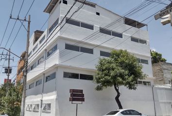 Edificio en  Pensador Mexicano, Ciudad De México, Cdmx, México