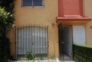 Casa en  Paseos Del Valle, Capultitlán, Estado De México, México