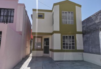 Casa en  Calle Hacienda Santa Clara 324, Ciudad Benito Juárez, Nuevo León, México