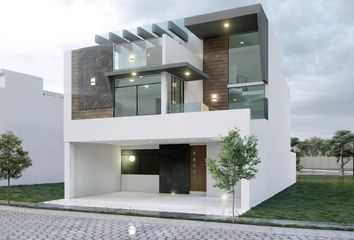 Casa en fraccionamiento en  Parque Nayarit, Boulevard De Los Volcanes Sur, Puebla De Zaragoza, Puebla, México
