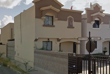 Casa en fraccionamiento en  Paseo Real Residencial, Sección Las Placitas, Hermosillo, Sonora, México