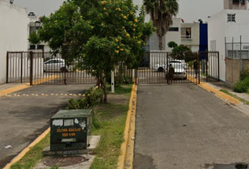 Casa en condominio en  Valle De Las Mariposas Poniente, 4 Estaciónes, Valle Dorado Inn, Jalisco, México