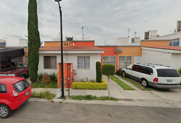 Casa en  Avenida Parque Santiago 1646, Fundadores, Santiago De Querétaro, Querétaro, México