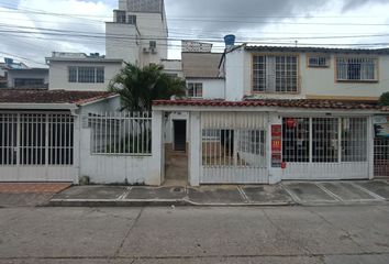 Casa en  Calle 22, Los Rosales, Valencia Santana, Floridablanca, Santander, Col