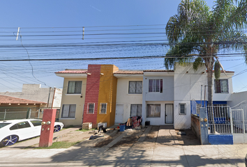 Casa en  Calle Leonor Pintado 355, Insurgentes De La Presa, 44820 Guadalajara, Jalisco, México