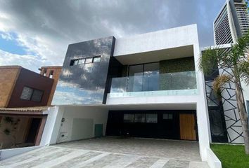 Casa en  Boulevard Europa, Lomas De Angelópolis, Tlaxcalancingo, Puebla, México