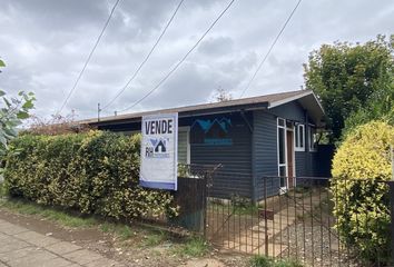 Casa en  Avenida Gabriela Mistral 1620, Temuco, Chile