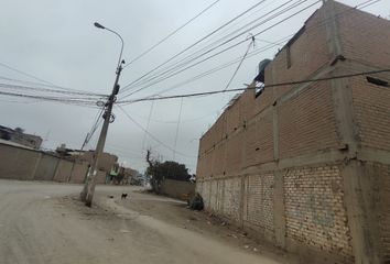 Terreno en  Avenida San Carlos, Comas, Perú