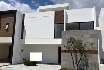 Casa en fraccionamiento en  Parque Coahuila, Lomas De Angelópolis, Tlaxcalancingo, Puebla, México