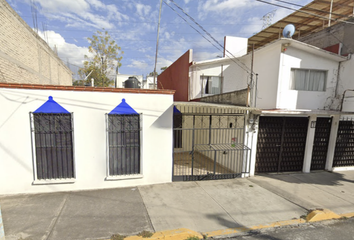 Casa en  A. Madrazo, Constitución De 1917, Ciudad De México, Cdmx, México