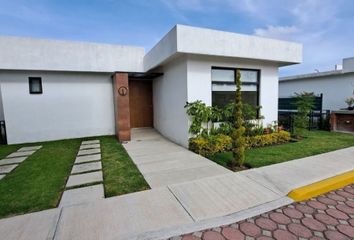 Casa en condominio en  Residencial San Rafael, Nogal Mz 002, Casa Blanca, Metepec, Estado De México, México