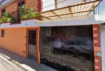 Casa en  2 De Abril 326, Felipe Carrillo Puerto, Santiago De Querétaro, Querétaro, México