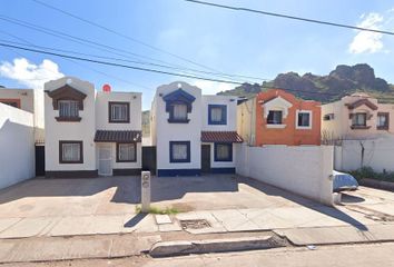 Casa en fraccionamiento en  Loma Linda, Heroica Guaymas, Guaymas, Sonora
