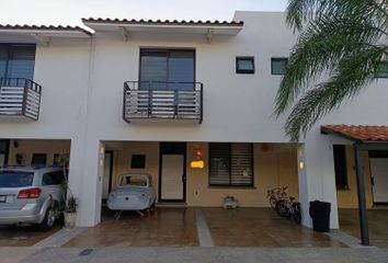 Casa en fraccionamiento en  Amberes Residencial, Boulevard Jose María Morelos, Amberes, León, Guanajuato, México