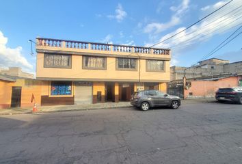 Casa en  Joaquín Ruales & Matilde Alvarez, Quito, Ecuador