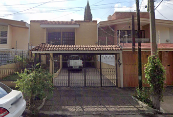 Casa en  Fraccionamiento Bosques De La Victoria, Guadalajara, Jalisco