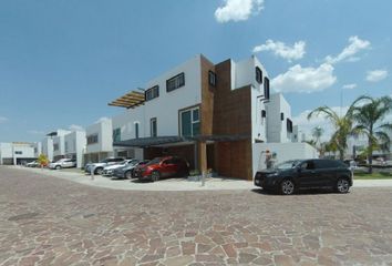 Casa en condominio en  Rio Santiago 6, Cañadas Del Lago, 76923 Querétaro, México