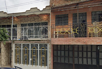 Casa en  Valentin Gomez Farias, Guadalajara, Jalisco, México