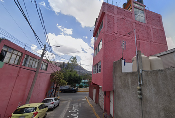 Casa en  Calle Licenciado Germán Baz, Lomas De San Juan Ixhuatepec, Tlalnepantla De Baz, Estado De México, México