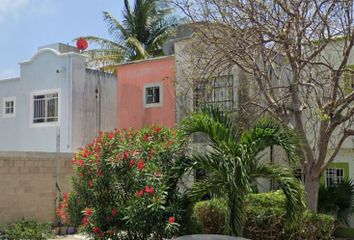 Casa en  C. Ochenta Sm 77, Los Corales Plus, Cancún, Quintana Roo, México