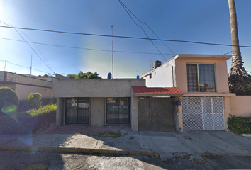 Casa en  C. Cenzontles, Parque Residencial Coacalco, 55720 San Francisco Coacalco, Méx., México