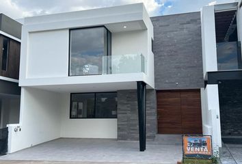 Casa en condominio en  St. Angelo Residence, Avenida Eugenio Garza Sada, Aguascalientes, México