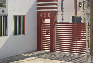 Casa en fraccionamiento en  Calle Agua Marina 450, El Campanario, Zapopan, Jalisco, México