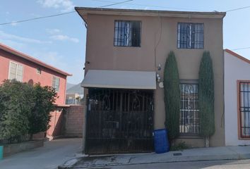 Casa en  Real De Chiluca, Real De San Francisco, Francisco Villa 2da Sección, Tijuana, Baja California, México