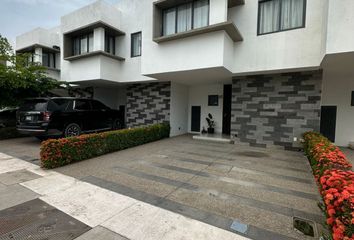 Casa en fraccionamiento en  C. Federación 317, Los Tamarindos, Ixtapa, Jal., México