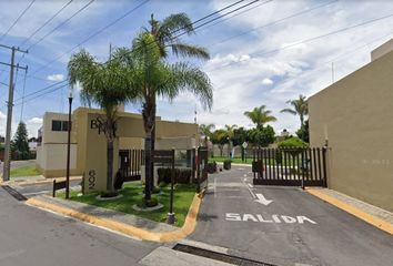 Casa en fraccionamiento en  Fraccionamiento Bosques De San Pedro, Boulevard Olmeca, Bello Horizonte, Puebla De Zaragoza, Puebla, México