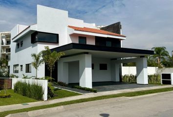 Casa en fraccionamiento en  Fraccionamiento Paraíso Country Club, Emiliano Zapata, Morelos
