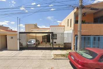 Casa en  Gregorio Giacinti 317, Versalles 2da Sección, 20285 Aguascalientes, México